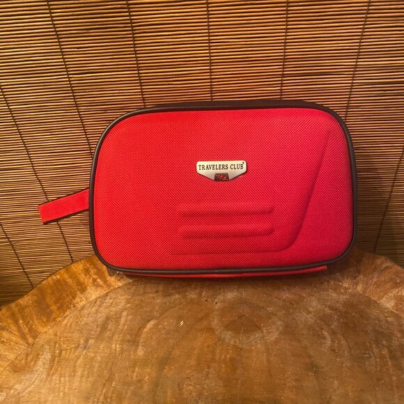 Travelers Club Red Canvas Toiletry Bag EUC - Picture 1 of 5